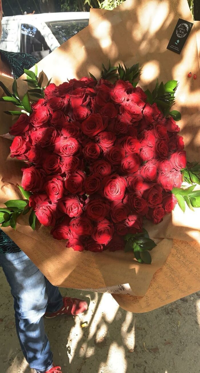 Bouquet passioné de roses rouges – Image 2